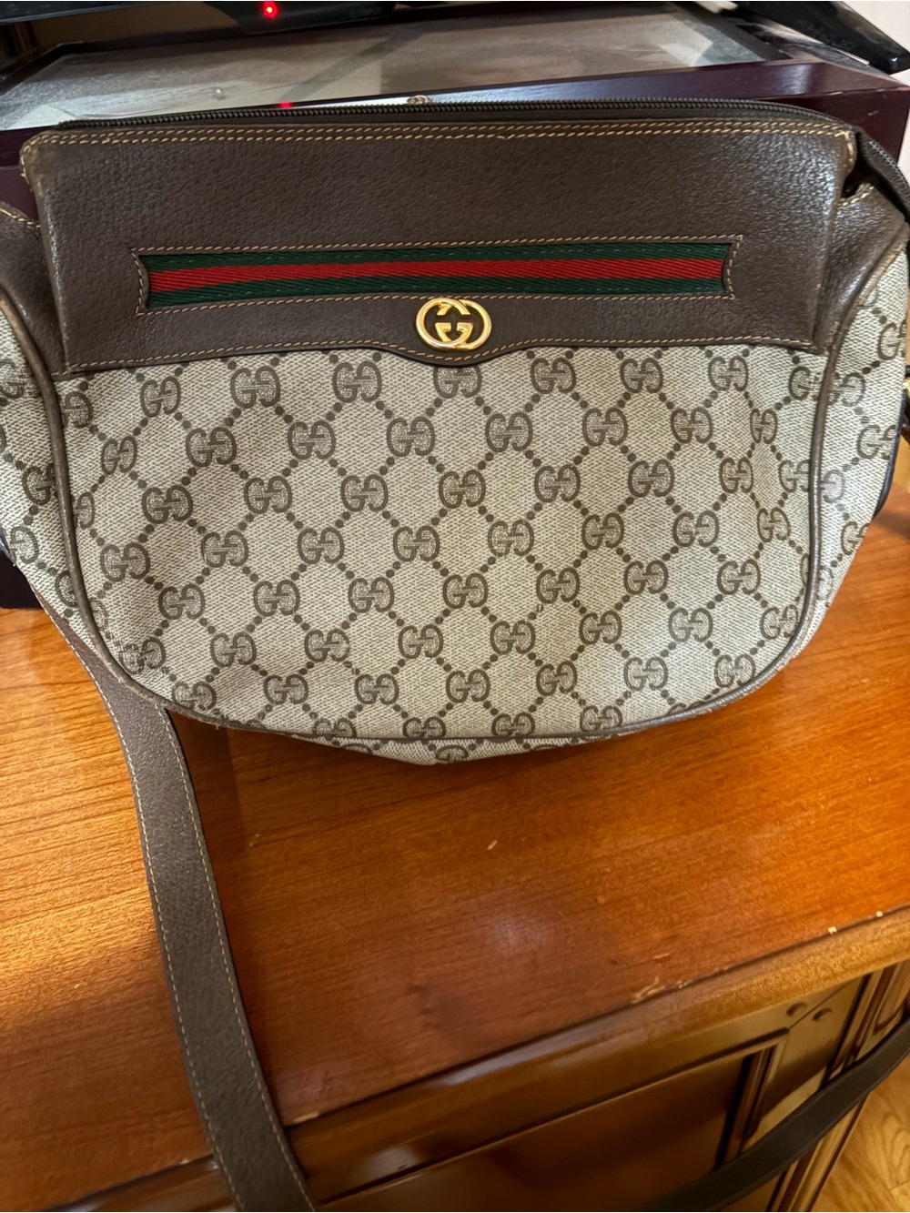 Gucci Beige GG Supreme Canvas Shoulder Bag with Brown Trim & Sherry Line Detail